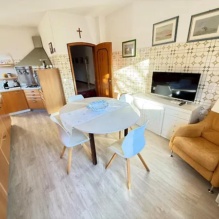 Appartamento Casa Vittoria Torbole Sul Garda Esterno foto